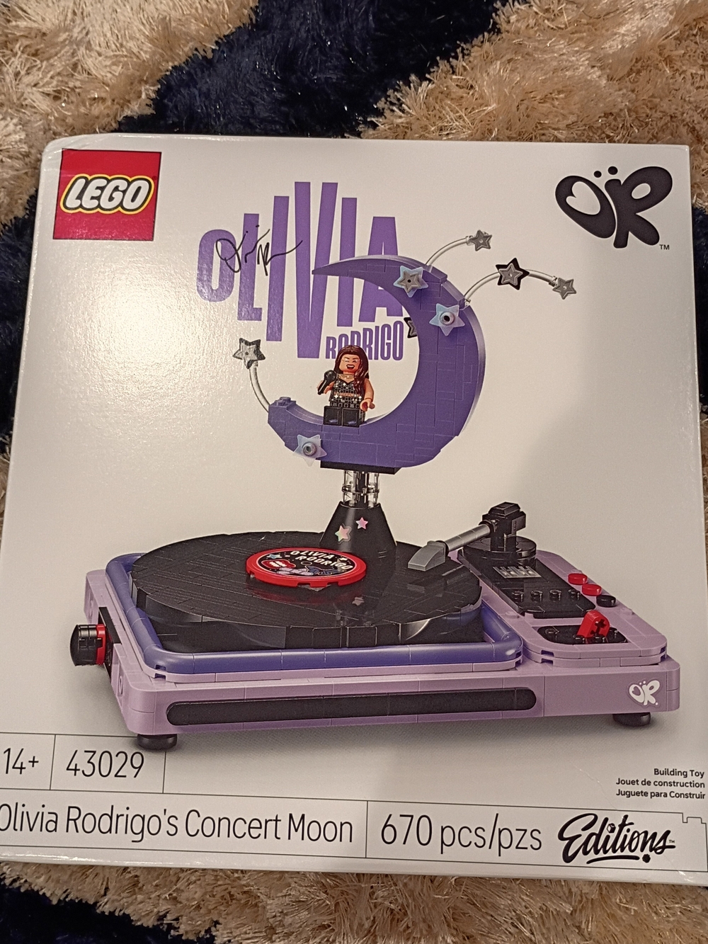 Lego Olivia Rodrigo Concert Moon 43029